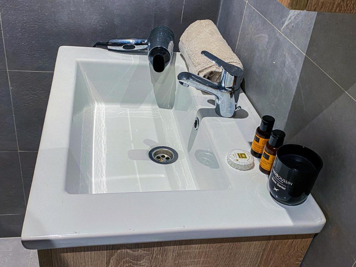Appartement De Luxe Centre-Ville ราบัต ภายนอก รูปภาพ